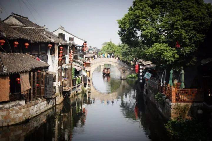 探索如何经营好异地恋?真正的爱情会被空间上的距离打败吗?话题——如何经营好异地恋?真正的爱情会被空间上的距离打败吗?红迪网平台